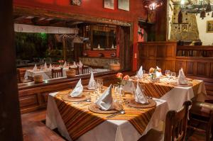 Nápoje v ubytování Hotel Hacienda Abraspungo