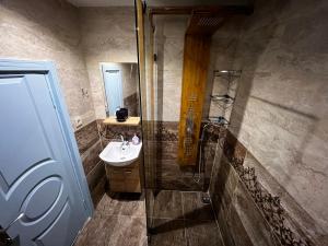 Ванная комната в Taksim Sofa House by Rodin