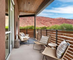 En balkong eller terrasse på Gravity Haus Moab