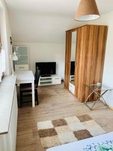 カルフにあるVilla Goncalves, Komplette Wohnung mit Parkplatz und Wallbox vor der Türのギャラリーの写真
