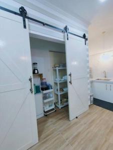 Bagno di Spring Fields Homestay by Sizma