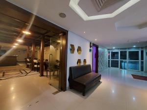 Posezení v ubytování Orbit Hotel - Bagdogra