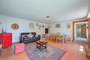 Area soggiorno di Cherry Tree House Pet & Child Friendly - Happy Rentals