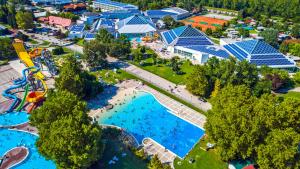 Gallery image of Chalet 68 Terme Čatež with Swimming tickets in Brežice