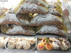 Comida no cama e café (B&B) ou em algum lugar perto