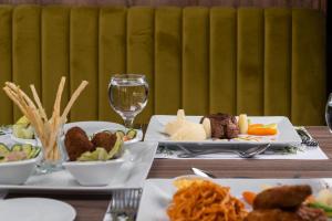 Essen im Hotel oder in der Nähe