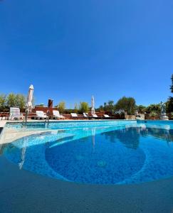 Bazén v ubytování Apartman Gorana with swimming pool nebo v jeho okolí