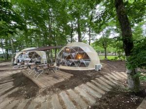 Zahrada ubytování THE DAY POST GENERAL GLAMPING VILLAGE Yamanakako + 18 fotografií