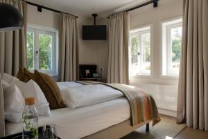 Galeriebild der Unterkunft Park am See x Nattika Ayurveda, HOTEL HEALTH SPIRIT in Penzlin + 37 Fotos
