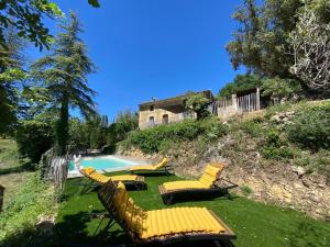 Κήπος έξω από το La Bastide de Beauluc
