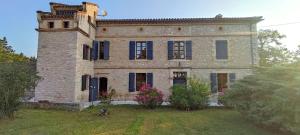 Vonkajšia záhrada v ubytovaní Domaine les Garrigues