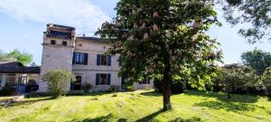 Vonkajšia záhrada v ubytovaní Domaine les Garrigues
