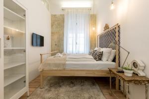 Posteľ alebo postele v izbe v ubytovaní Bohemian Dream Home In The Absolute Center w 2BR/2BT