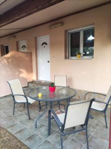 Patio nebo venkovní prostory v ubytování ROMVI VILLAGE