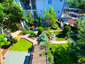 Gallery image of Vila Casa Leul in Jupiter +35 photos