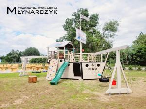 Foto dalla galleria di Niko Jeziorsko a Ostrów Altre 51 foto