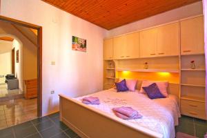 Posteľ alebo postele v izbe v ubytovaní Apartment Luka 2192