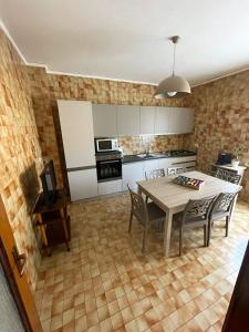Η κουζίνα ή μικρή κουζίνα στο Casa del Sole