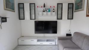 A television and/or entertainment centre at Casa Ariel