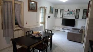 A television and/or entertainment centre at Casa Ariel