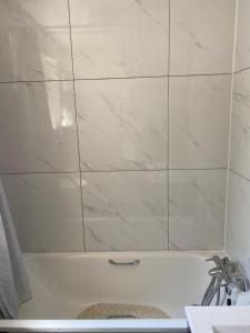 Gallery image of Barking Rent a Room in Barking