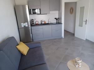 Kuchyňa alebo kuchynka v ubytovaní Superbe appartement avec vue sur le port et plage + 7 fotografií