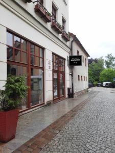 Budova, v ktorej sa apartmán nachádza