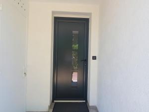 Fotografia z galérie ubytovania Port FREJUS T2 58m2 climatise avec terrasse, parki v destinácii Fréjus