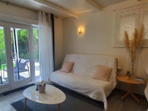 Posteľ alebo postele v izbe v ubytovaní Port FREJUS T2 58m2 climatise avec terrasse, parki