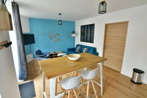 Posedenie v ubytovaní Le 46 - T2 rénové, confortable proche centre-ville