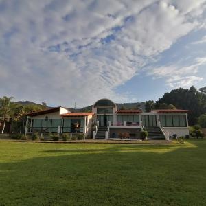 Foto da galeria de Casa Valle Horus em Valle de Bravo