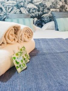 Posteľ alebo postele v izbe v ubytovaní Expoholidays - Plaza Vieja con PARKING gratis