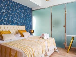 Postel nebo postele na pokoji v ubytování Expoholidays - Plaza Vieja con PARKING gratis