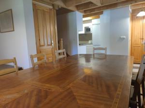 Kuchyň nebo kuchyňský kout v ubytování Antigua Casa Chato - tucasaenlospirineos