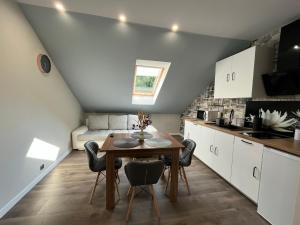 Zdjęcie z galerii obiektu Apartamenty Słoneczne Wzgórze w Polanicy Zdroju +18 zdjęć
