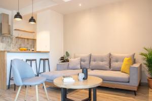 A seating area at Μελίτη Pelion Luxury Living
