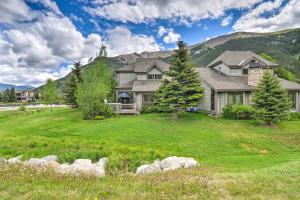 Gallery image of Copper Mountain Home with Hot Tub Walk to Ski Lift! in Copper Mountain