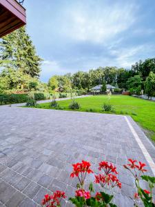 Afbeelding uit fotogalerij van Domek pod Katalpami in Głowno