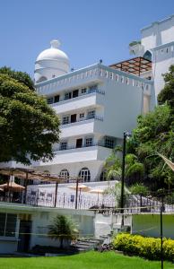 El edificio en el que está el hotel