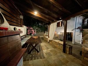 Fotografie z fotogalerie ubytování Το κατώγι v destinaci Mouresi