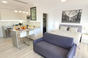 Kuchyň nebo kuchyňský kout v ubytování Luxury Apartment-Studio in Marbella! + 13 fotografií