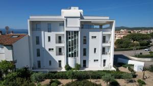 Budova, v ktorej sa apartmán nachádza