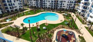 Bazén v ubytování Appartement costa mar martil nebo v jeho okolí