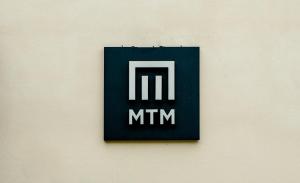 MTM Family Hotel的证书、奖牌、标识或其他文件