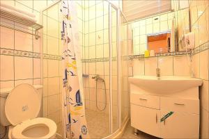 Koupelna v ubytování Sitou Peach Villa B&B + 37 fotografií