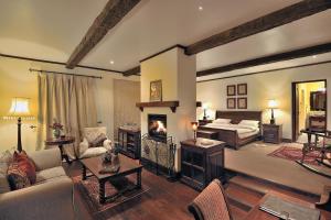 Televisyen dan/atau pusat hiburan di The Manor at Ngorongoro