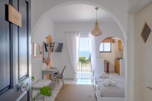 Voodi või voodid majutusasutuse Pefkides Aegina Boutique Apartments toas