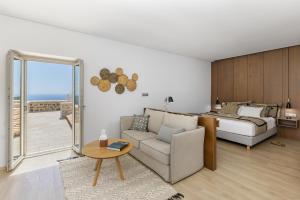 Posezení v ubytování Salvia Areopolis All Suite Hotel + 37 fotografií
