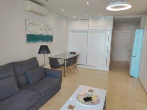 Posezení v ubytování Santa-Clara-Blue Horizon Front Line Apartment BY NAMASTE ELITE
