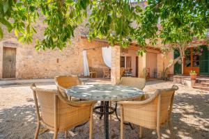 Patio alebo iná vonkajšia časť ubytovania Casa Can Pauma